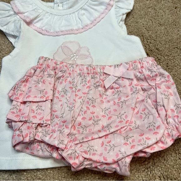 Mayoral Pink Embroidered Flowers Ruffles Blouse Eyelet Shorts Set 1-2 Months - Picture 4 of 7